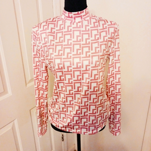 Woman's top - Picture 3 of 6